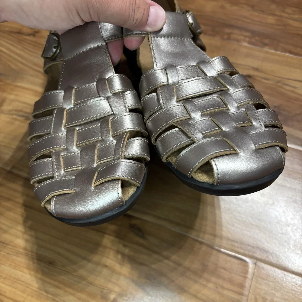Women's Array Aruba‎ Pewter Woven Fisherman Shoe US 9.5M Buckle Leather Sandal